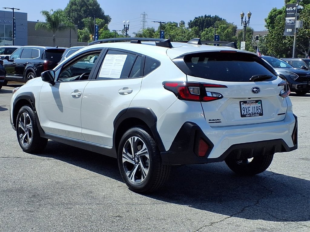 Used 2026 Subaru Crosstrek 2.5i Premium AWD/4WD image 4