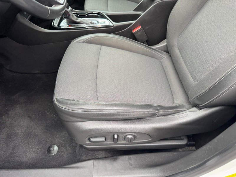 Used 2021 Buick Encore GX Select w/ Experience Buick Package image 15