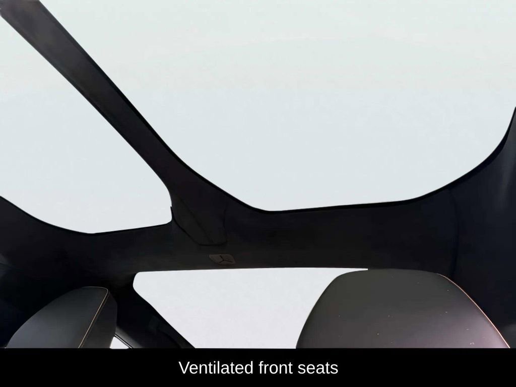 Used 2023 Lucid Air Grand Touring image 21