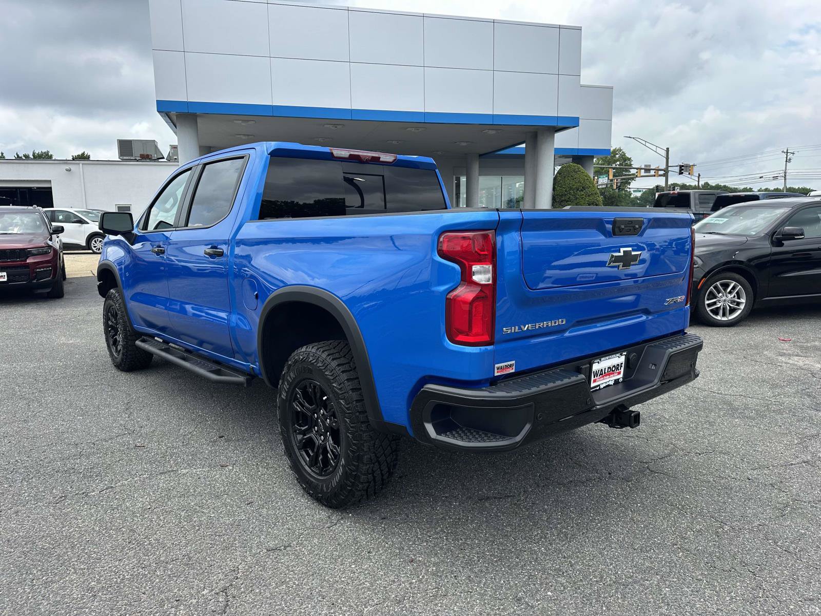 Used 2026 Chevrolet Silverado 1500 ZR2 AWD/4WD image 5