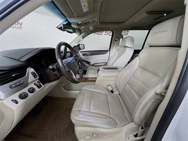 Used 2020 GMC Yukon Denali w/ Denali Ultimate Package image 10
