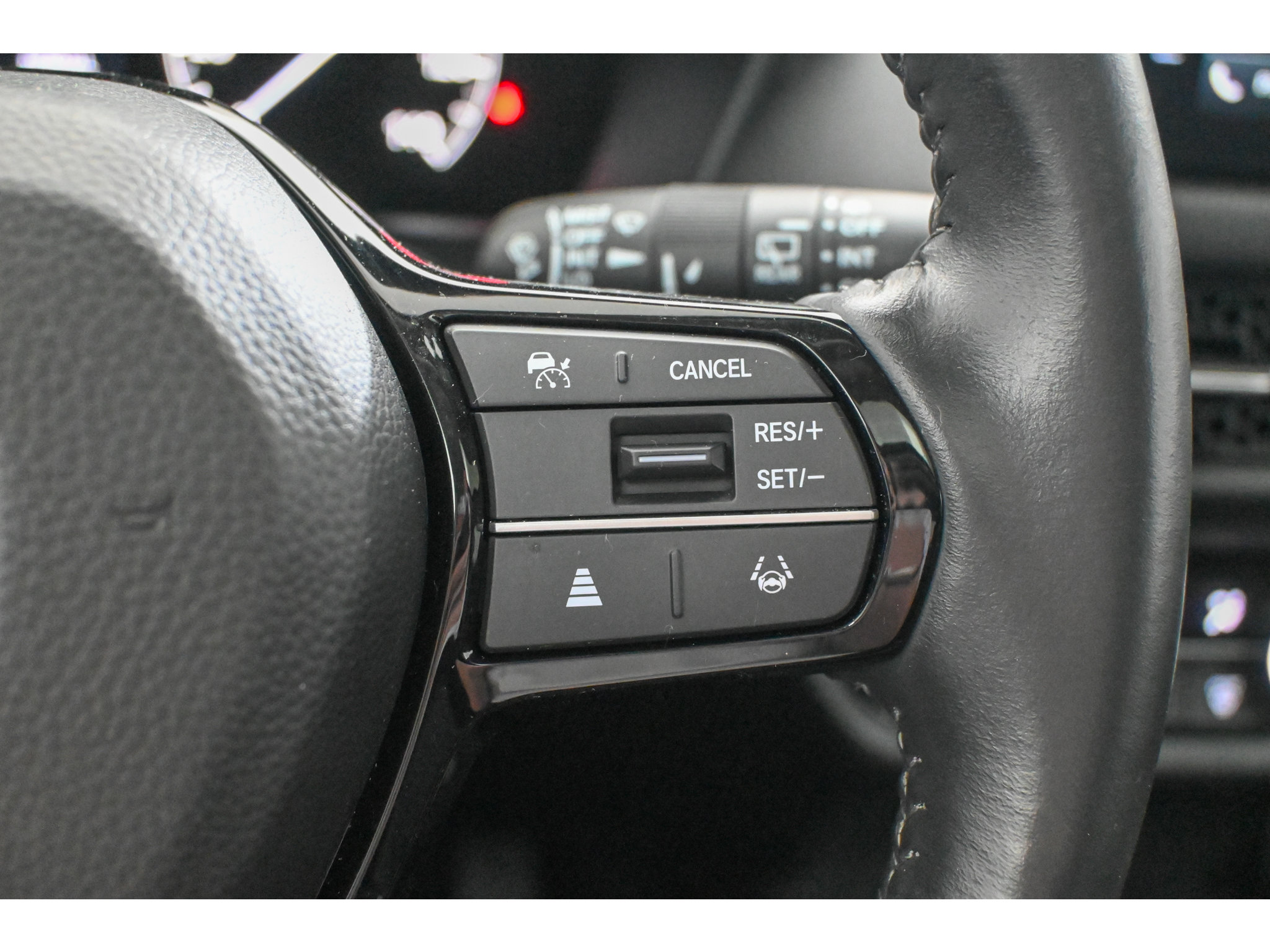 Used 2024 Honda HR-V EX-L image 37