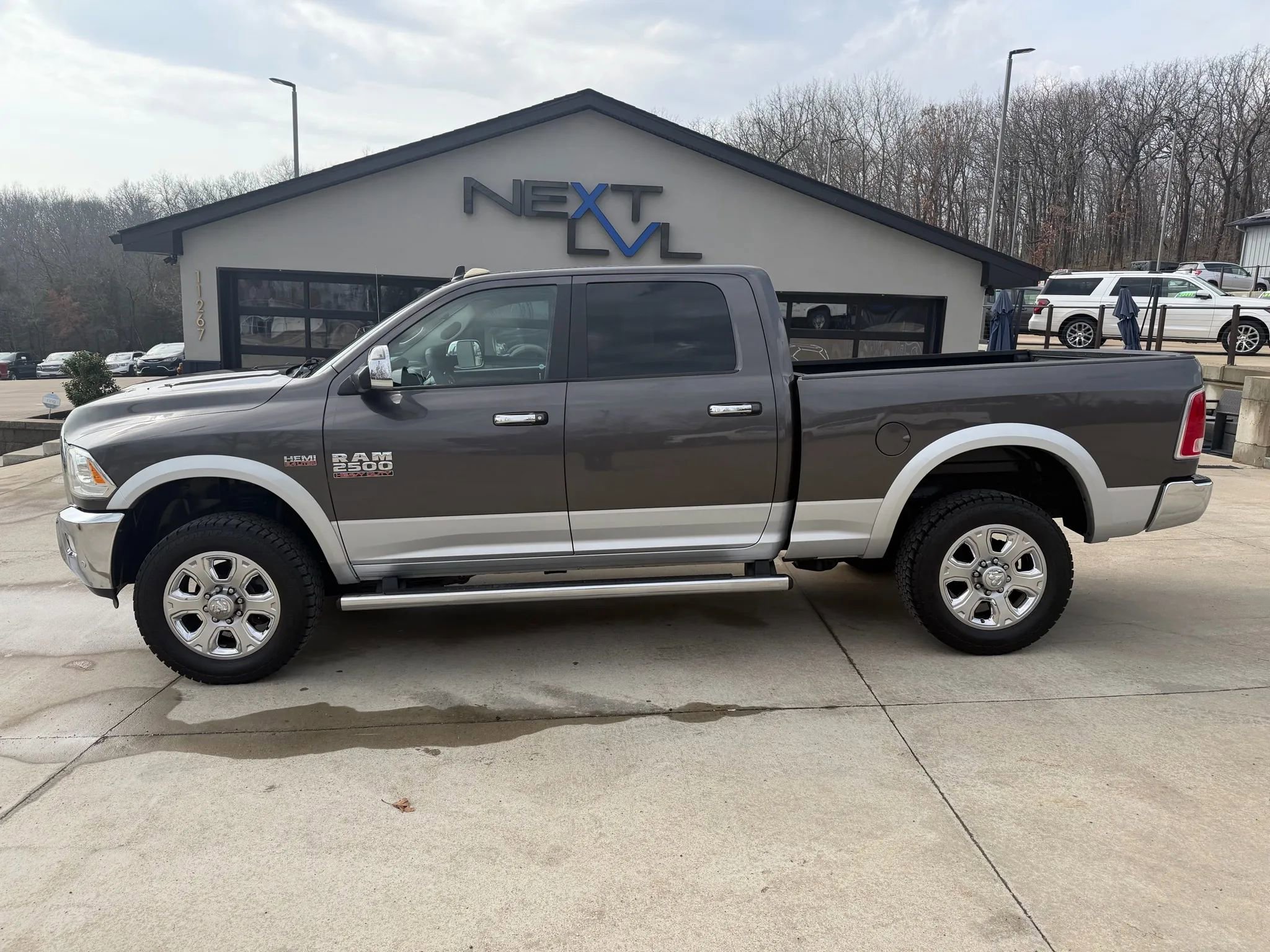 Used 2016 RAM 2500 Laramie w/ Convenience Group image 6