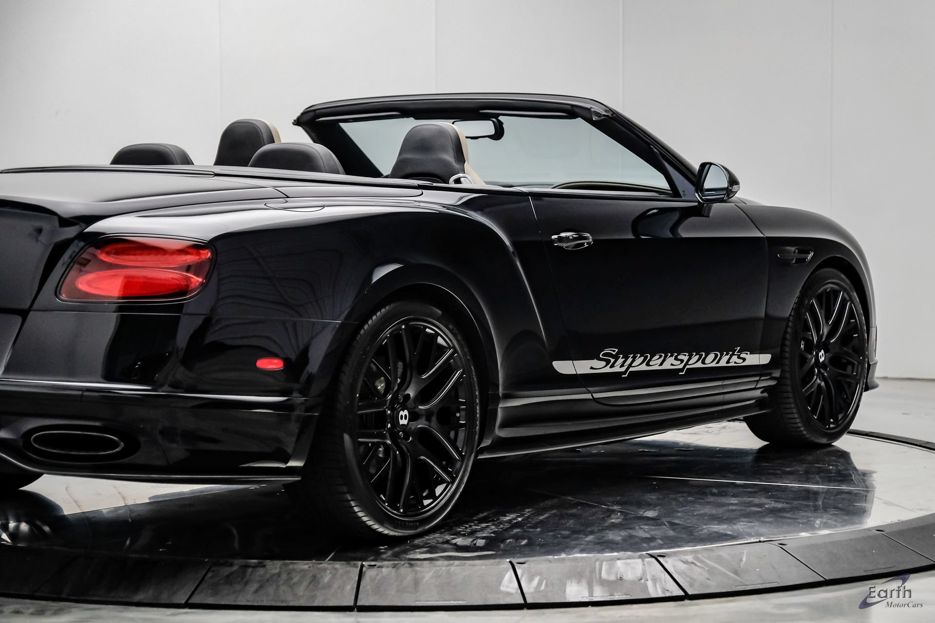 Used 2018 Bentley Continental GT Supersports AWD/4WD image 24