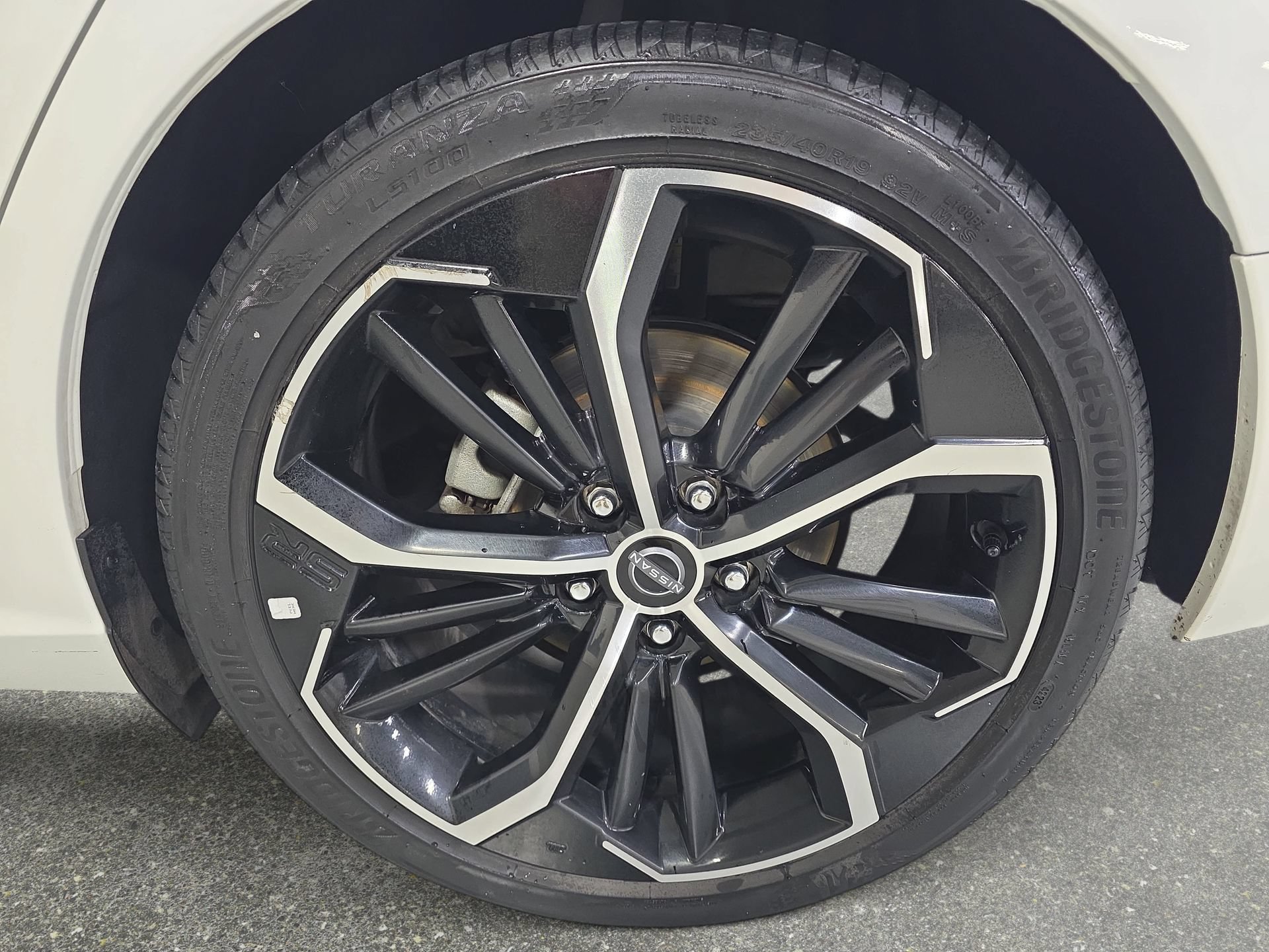 Used 2024 Nissan Altima 2.5 SR FWD image 30