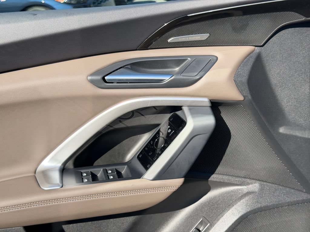Used 2025 Audi Q5 Premium Plus w/ Premium Plus AWD/4WD image 14