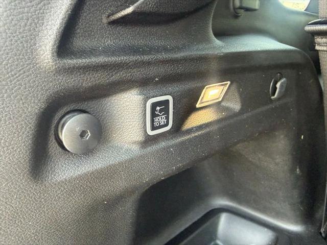 Certified 2024 Jeep Grand Cherokee L Altitude AWD/4WD image 45