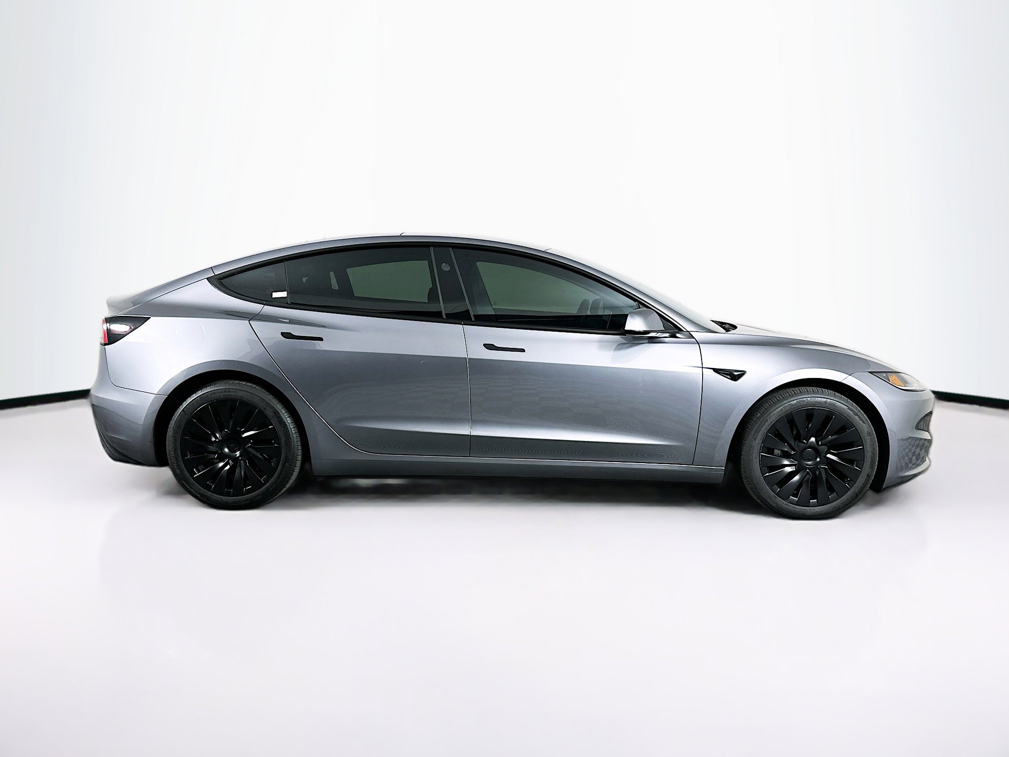 Used 2025 Tesla Model 3 Long Range AWD/4WD image 10