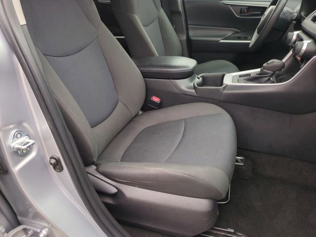 Used 2023 Toyota RAV4 LE image 18