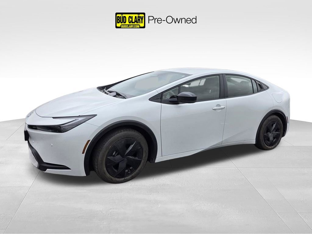 Used 2026 Toyota Prius Plug-In Hybrid image 1