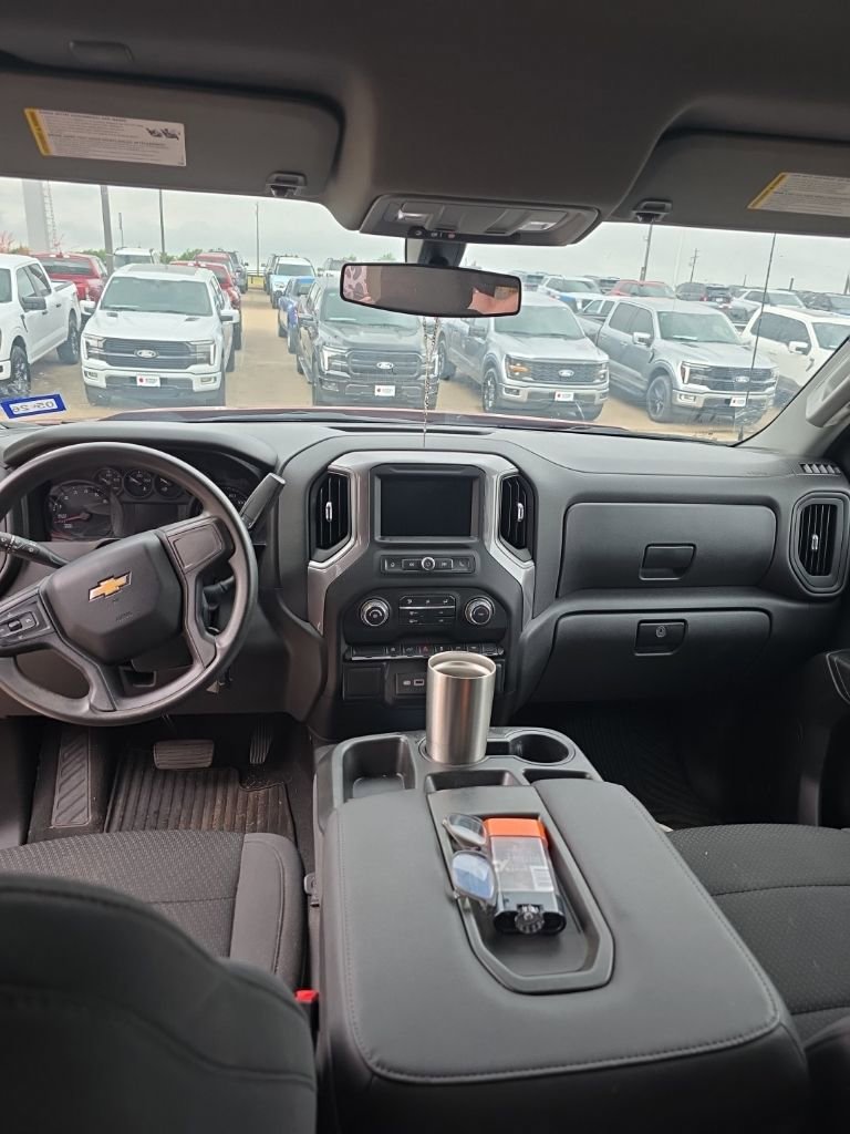 Used 2021 Chevrolet Silverado 1500 Custom RWD image 3