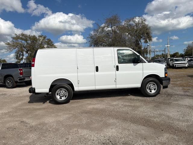 New 2026 Chevrolet Express 2500 w/ Driver Convenience Package RWD image 17