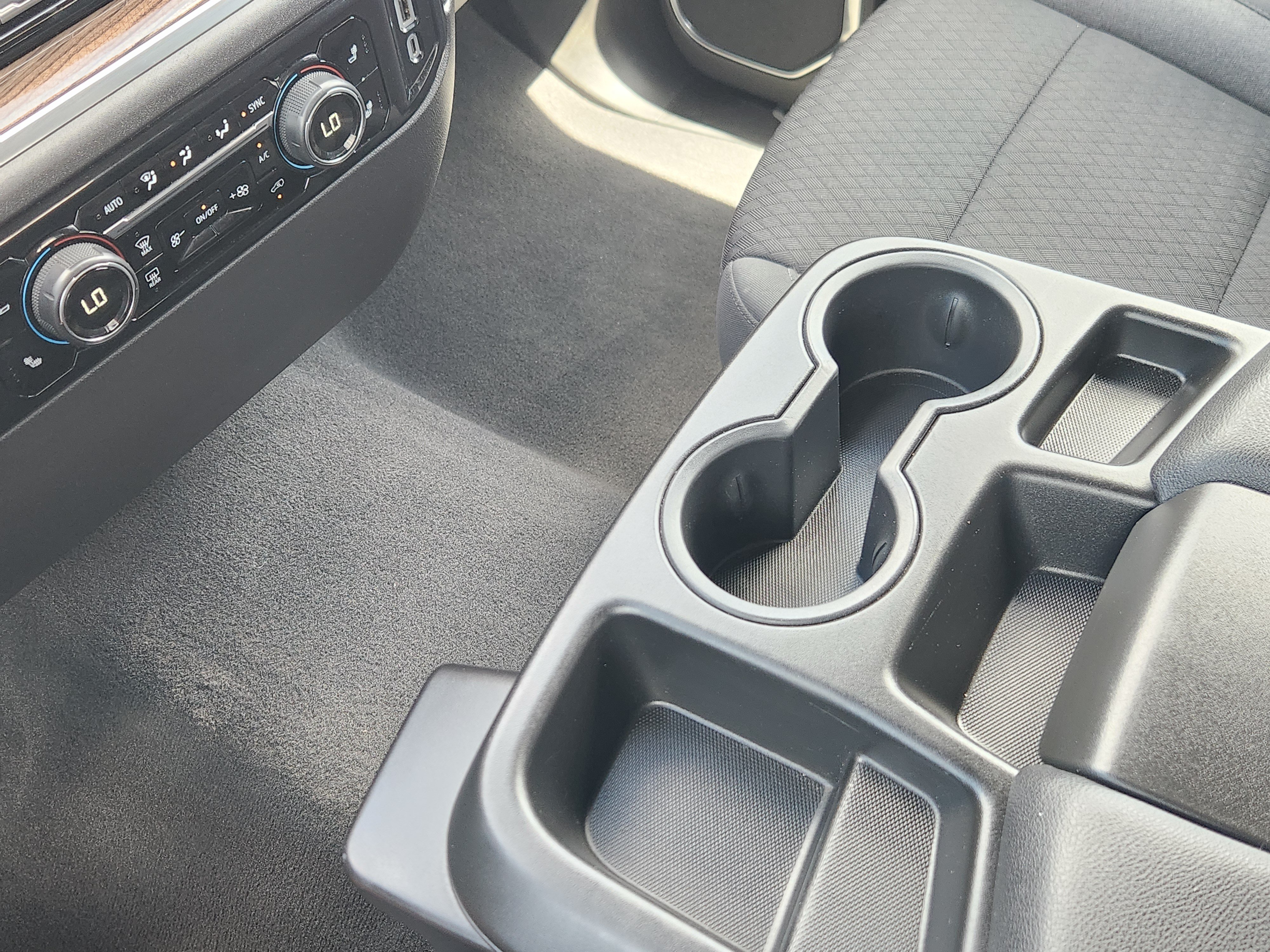 Certified 2025 Chevrolet Silverado 1500 LT AWD/4WD image 19