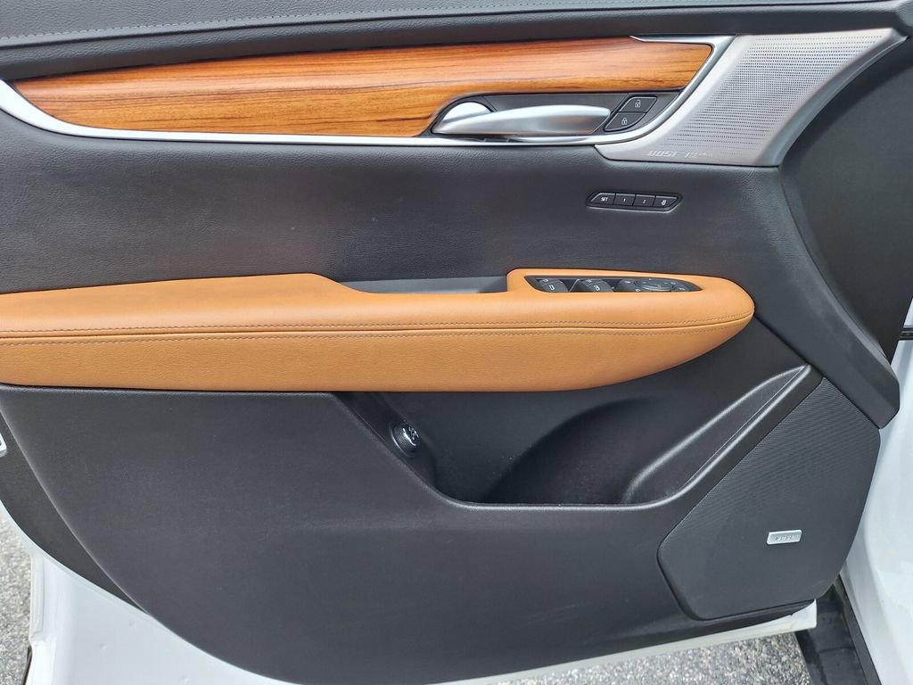 Certified 2023 Cadillac XT5 Premium Luxury w/ Technology Package image 32