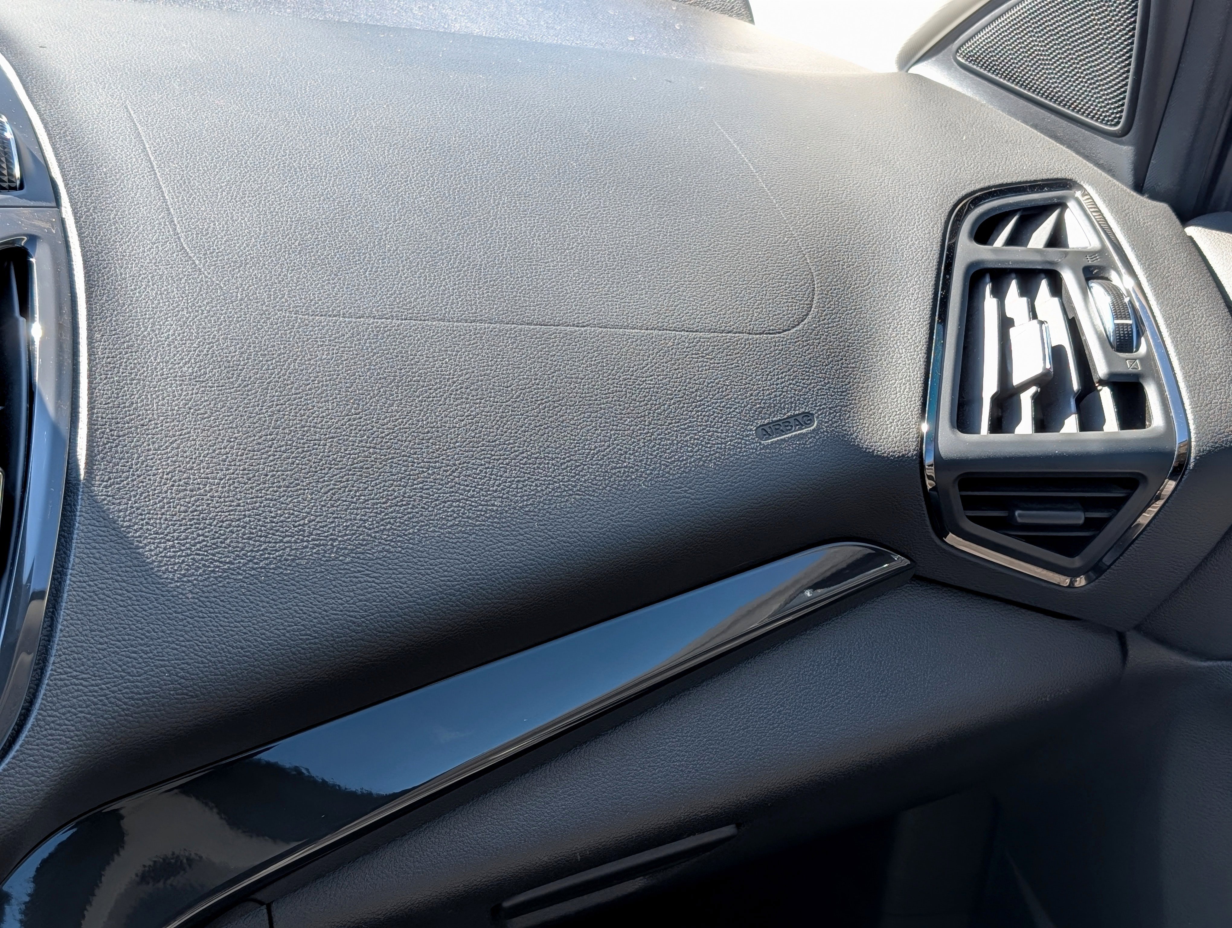 Used 2014 Ford Escape Titanium w/ Equipment Group 401A image 16