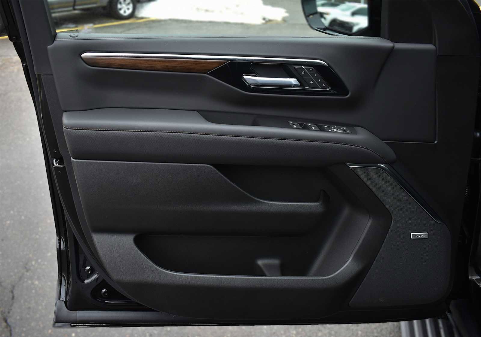 New 2026 Chevrolet Suburban High Country image 26