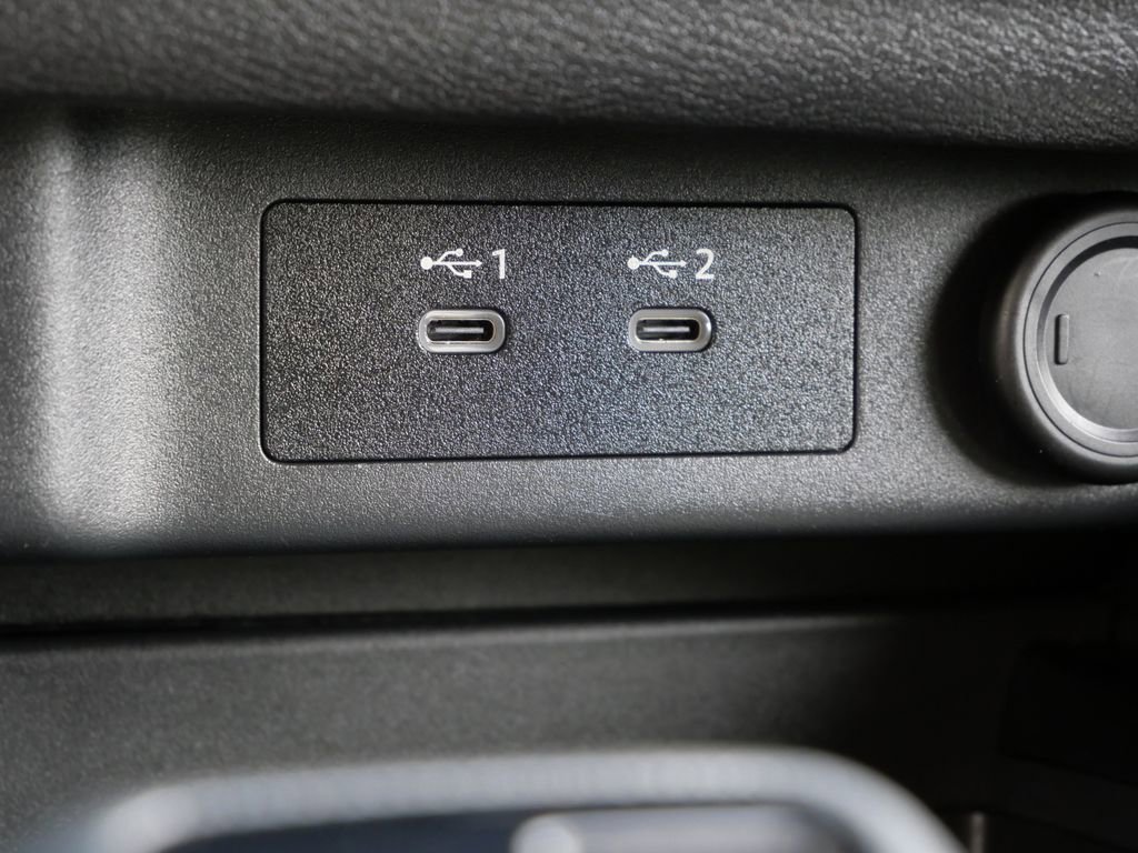 Used 2024 Nissan Rogue SV AWD/4WD image 31