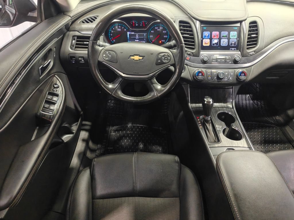 Used 2018 Chevrolet Impala LT FWD image 4