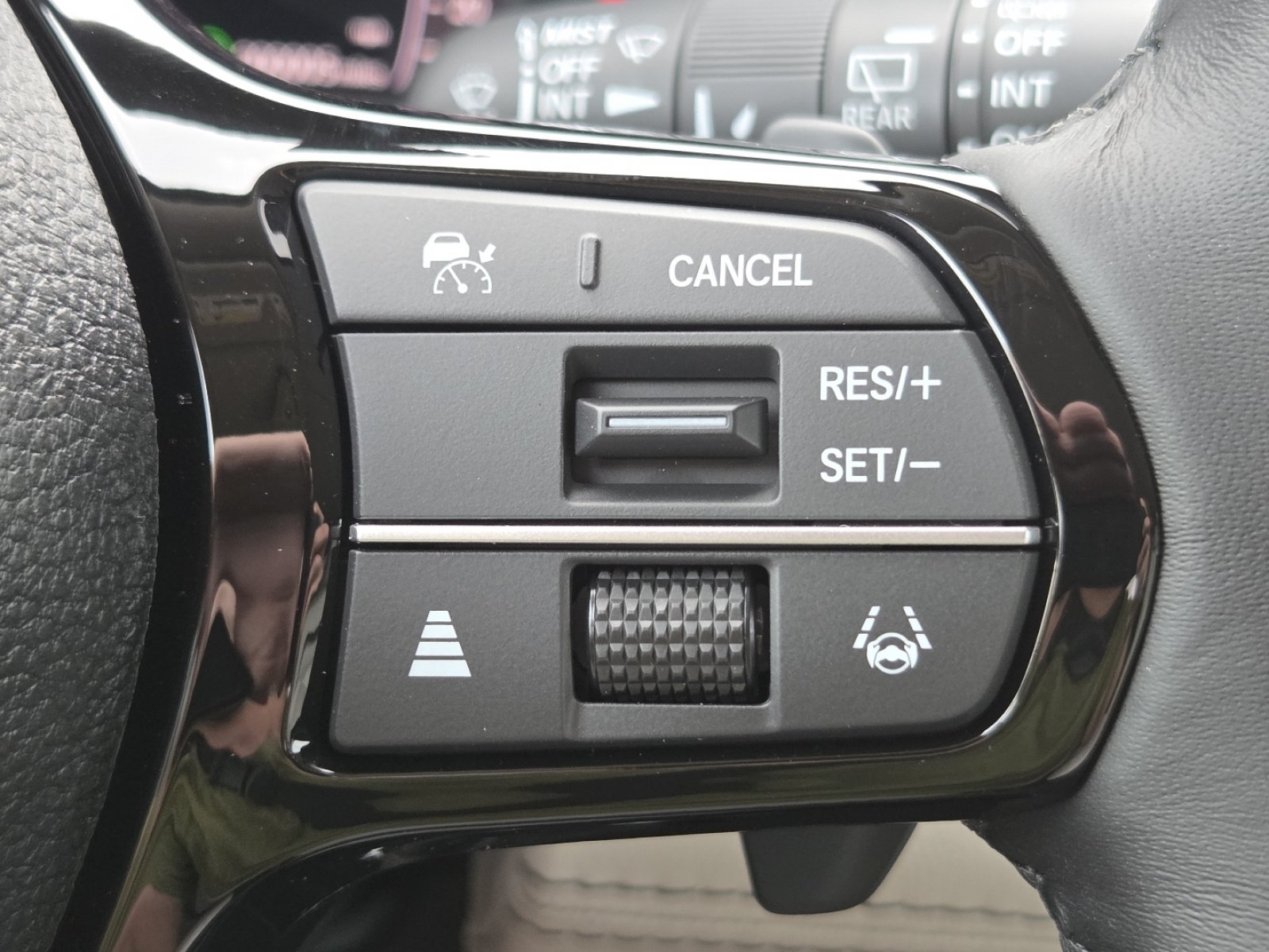 New 2026 Honda Pilot EX-L image 8