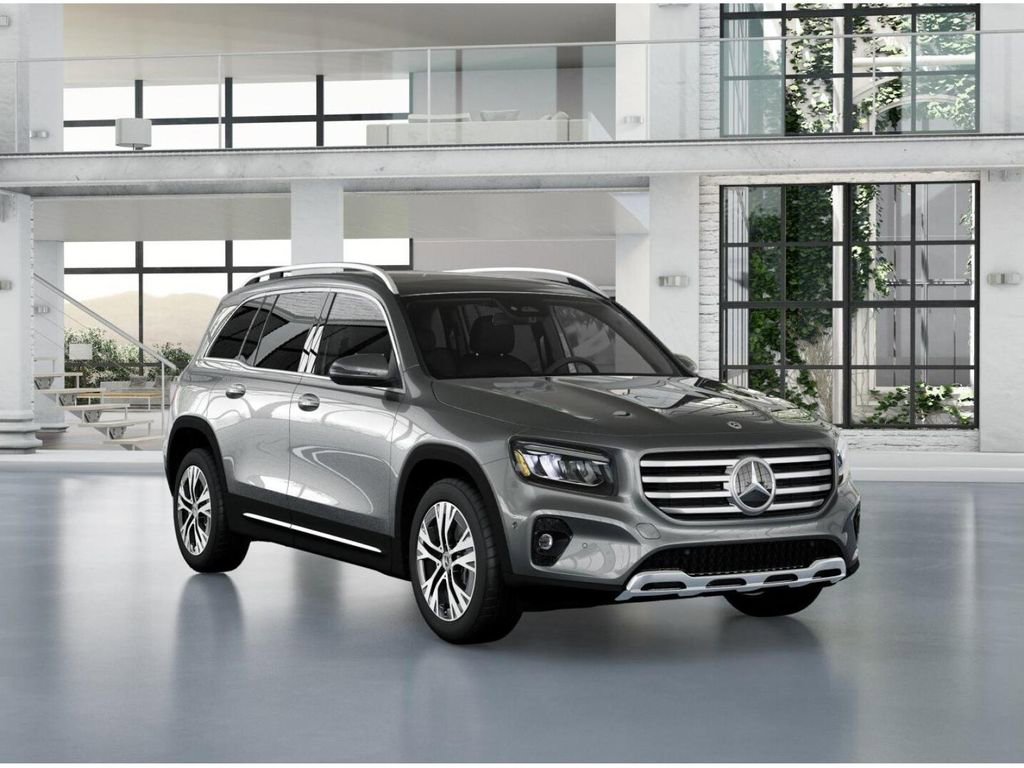 New 2026 Mercedes-Benz GLB 250 4MATIC image 10