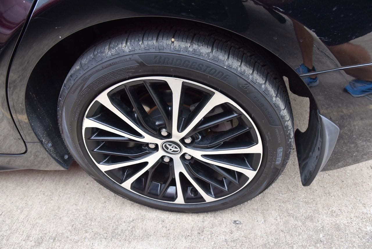 Used 2020 Toyota Camry SE w/ Convenience Package image 10