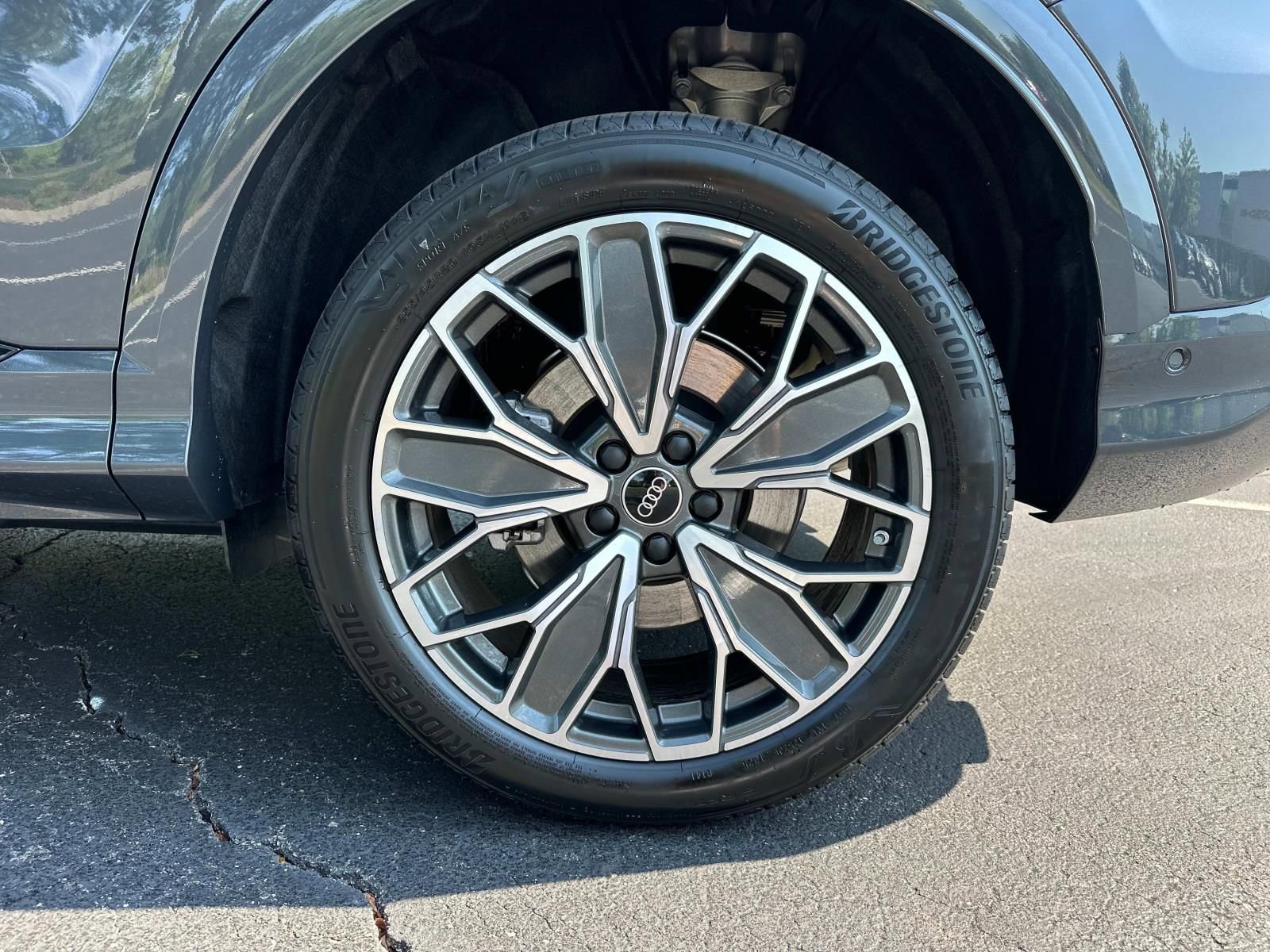New 2025 Audi Q5 Premium Plus w/ Premium Plus AWD/4WD image 10
