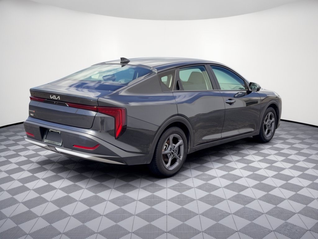 Used 2025 Kia K4 FWD image 9