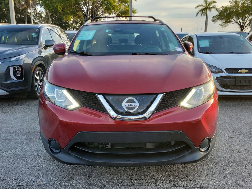 Used 2019 Nissan Rogue Sport SV image 2