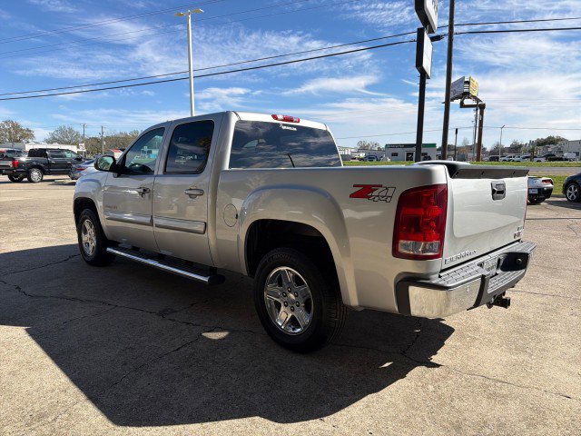 Used 2010 GMC Sierra 1500 SLT w/ All-Terrain Package image 8