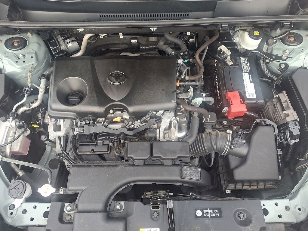 Used 2021 Toyota RAV4 XLE image 28