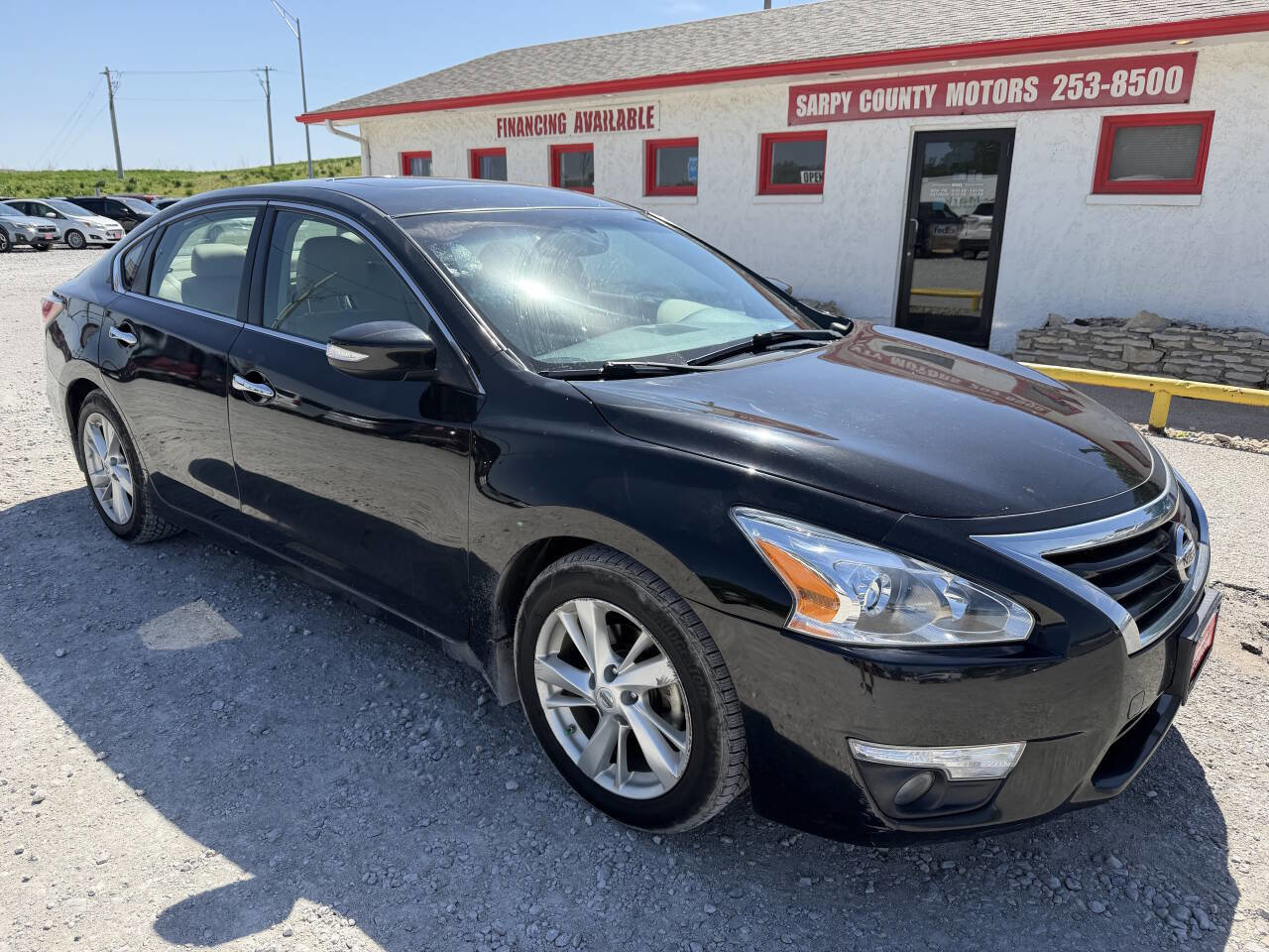 Used 2014 Nissan Altima 2.5 SL w/ Moonroof Package FWD image 1