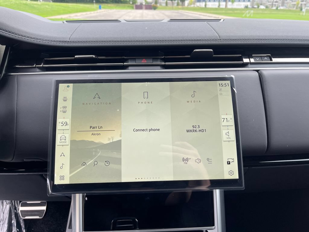 New 2026 Land Rover Range Rover SE AWD/4WD image 16