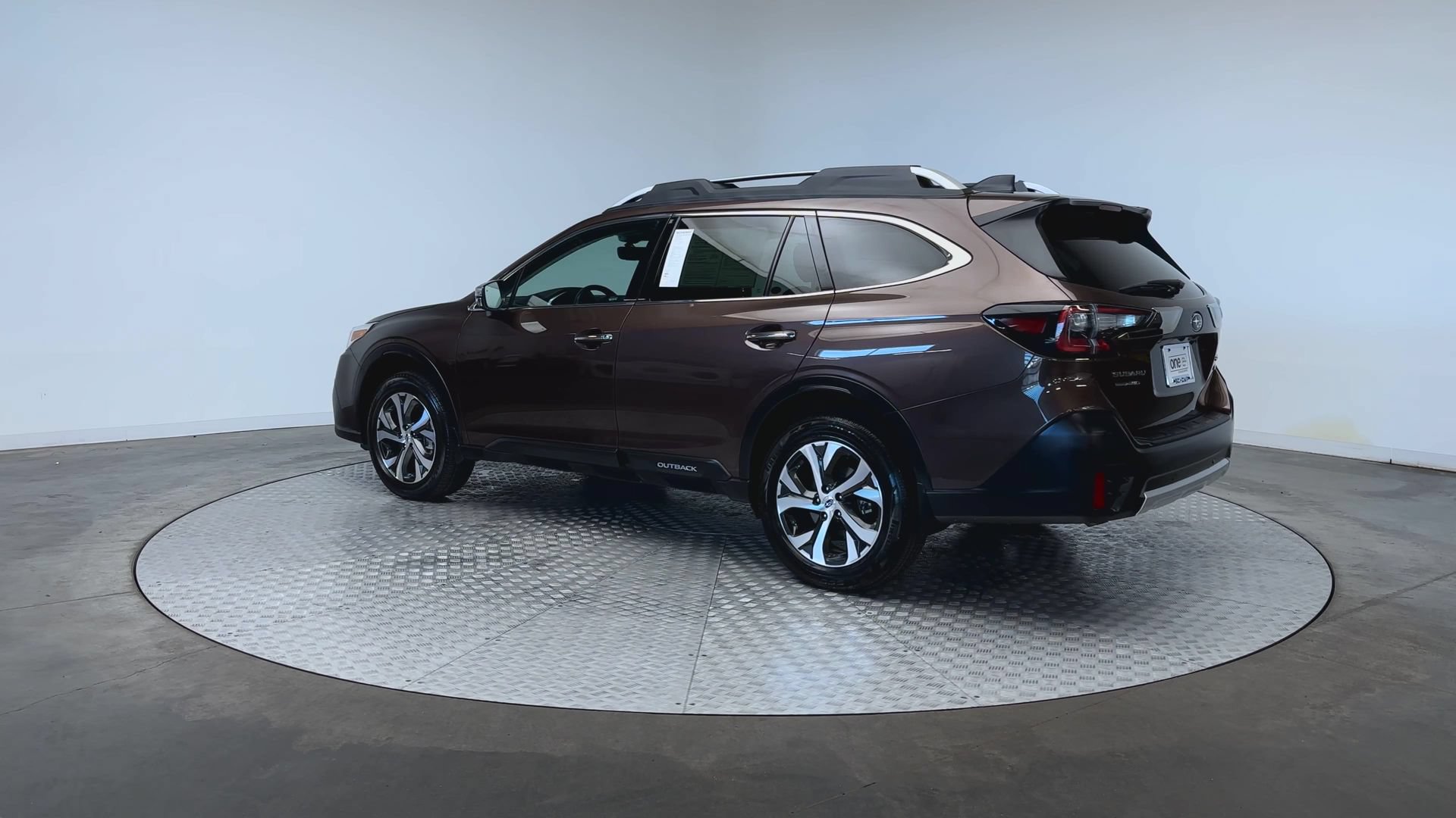 Used 2021 Subaru Outback Touring XT AWD/4WD image 6