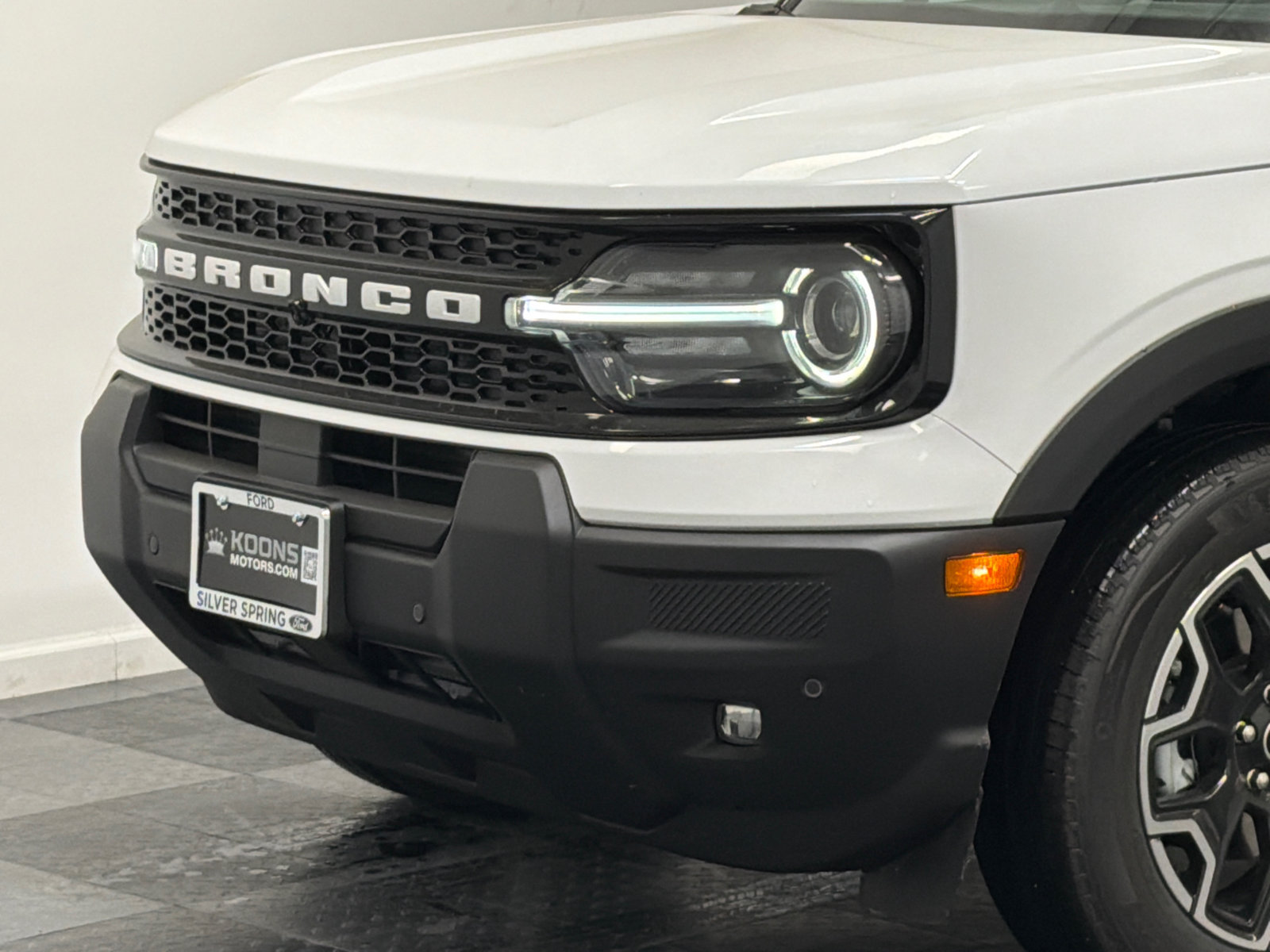 New 2026 Ford Bronco Sport Outer Banks w/ Outer Banks Tech Package+ AWD/4WD image 2