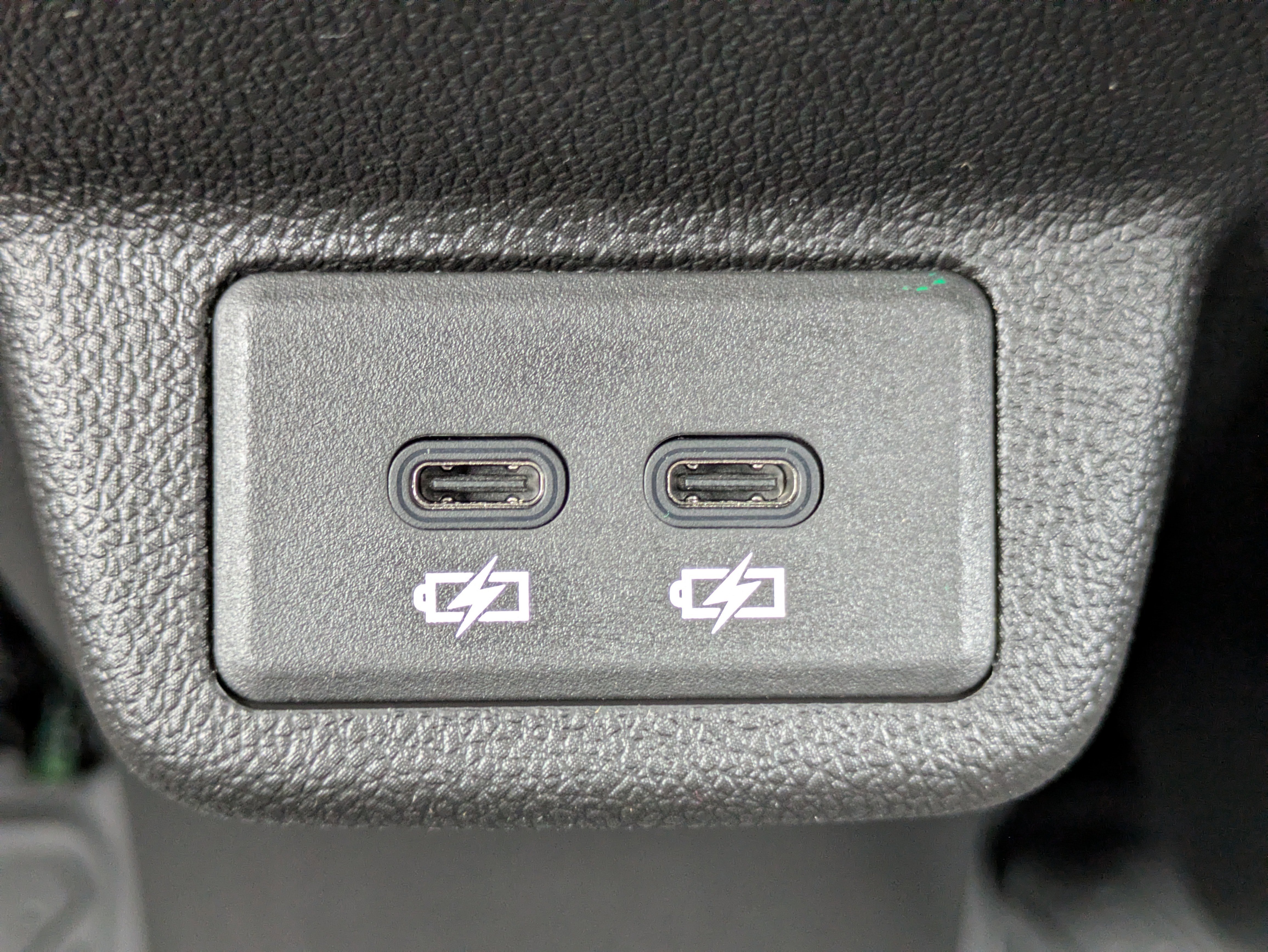 New 2027 Chevrolet Bolt LT w/ Comfort Package FWD image 9
