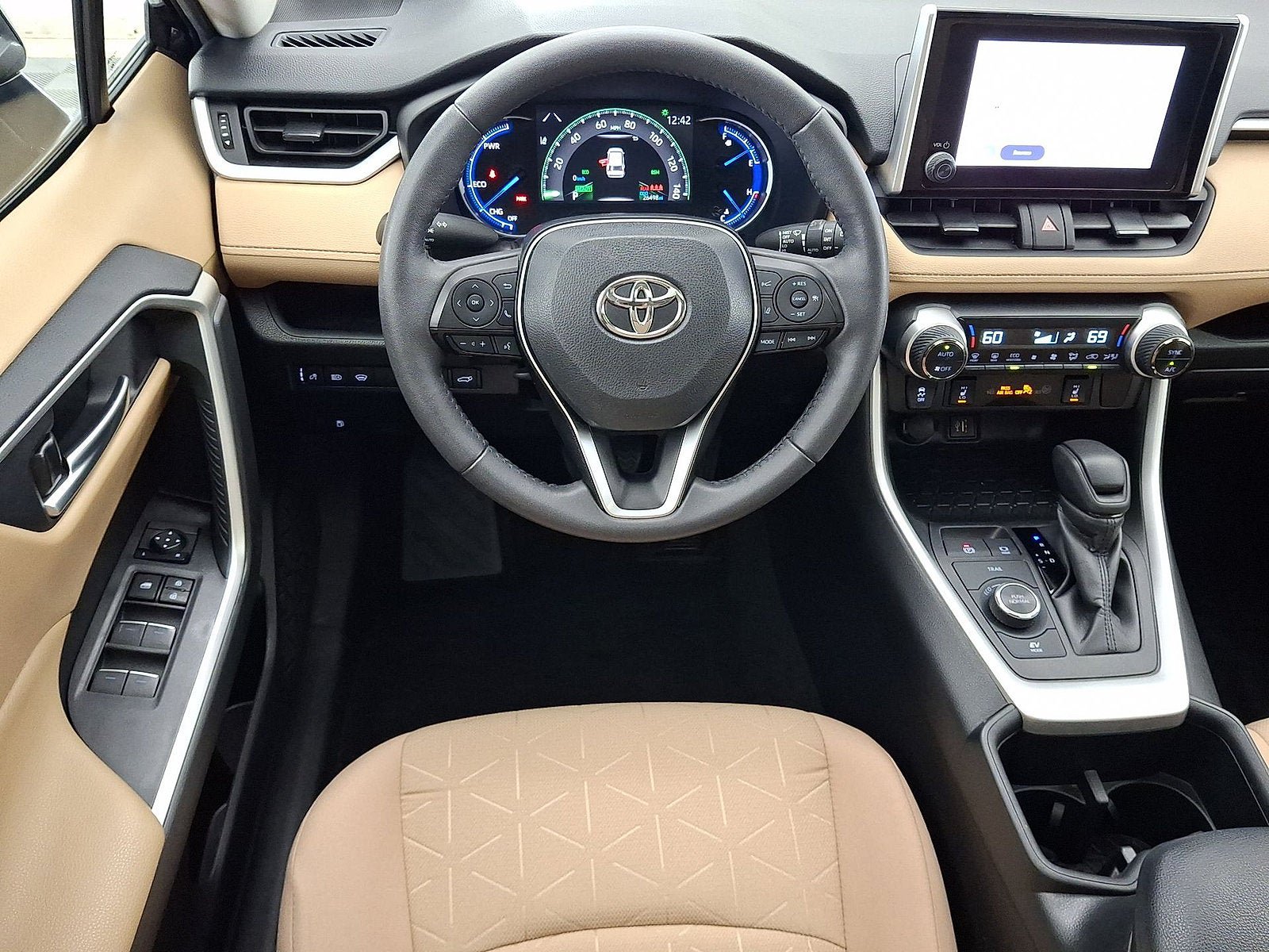 Certified 2024 Toyota RAV4 XLE w/ Convenience Package AWD/4WD image 13