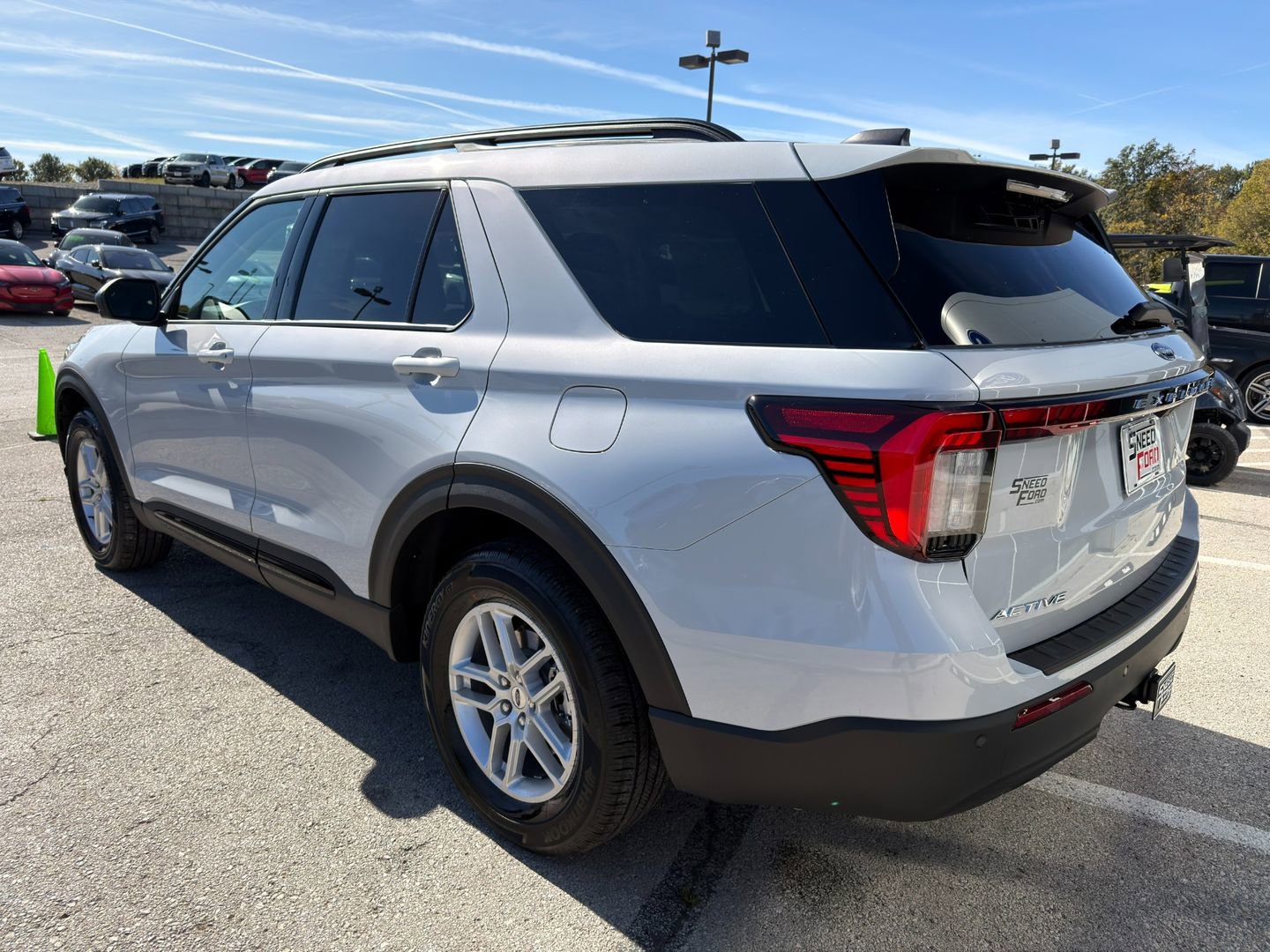 New 2026 Ford Explorer Active image 5