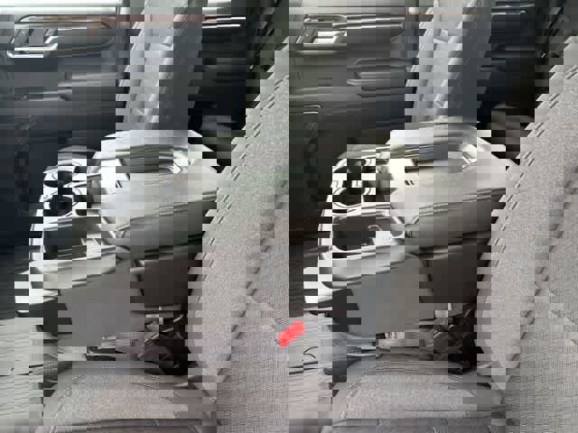 Used 2022 GMC Sierra 1500 Elevation image 16