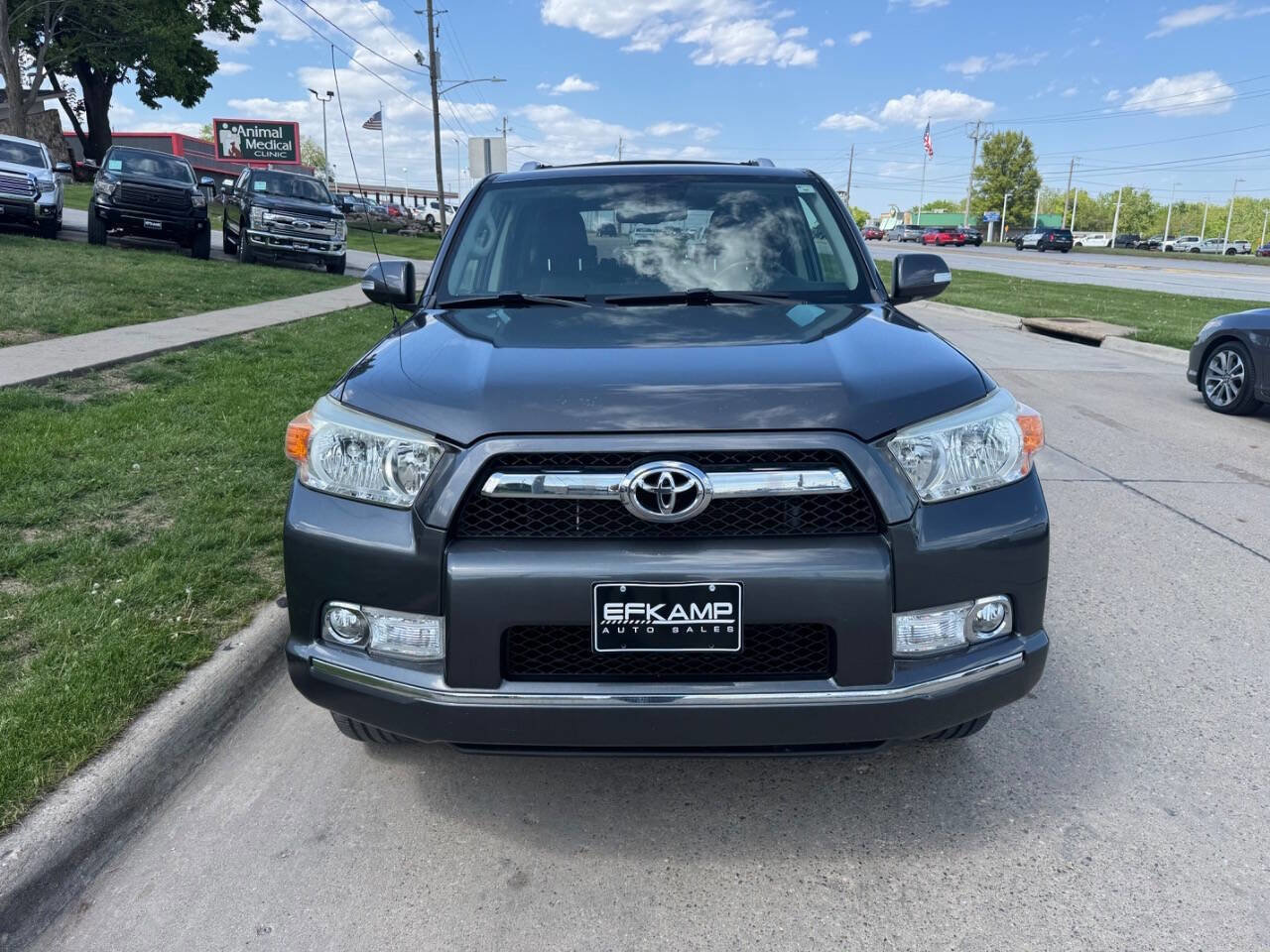 Used 2010 Toyota 4Runner Limited AWD/4WD image 8