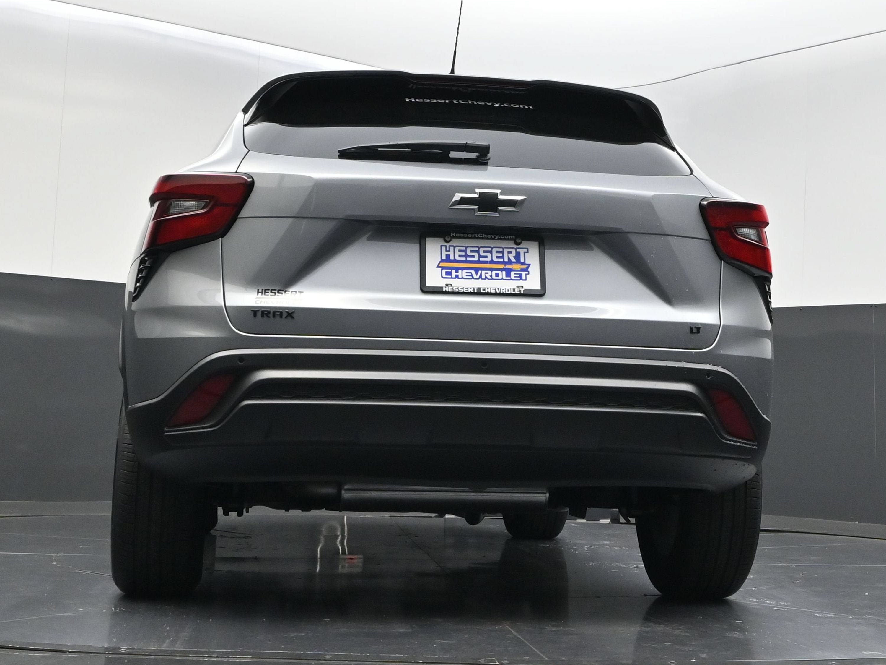 New 2026 Chevrolet Trax LT w/ Sunroof Package FWD image 43