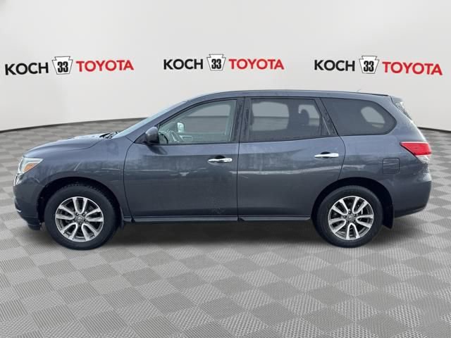 Used 2013 Nissan Pathfinder S image 4