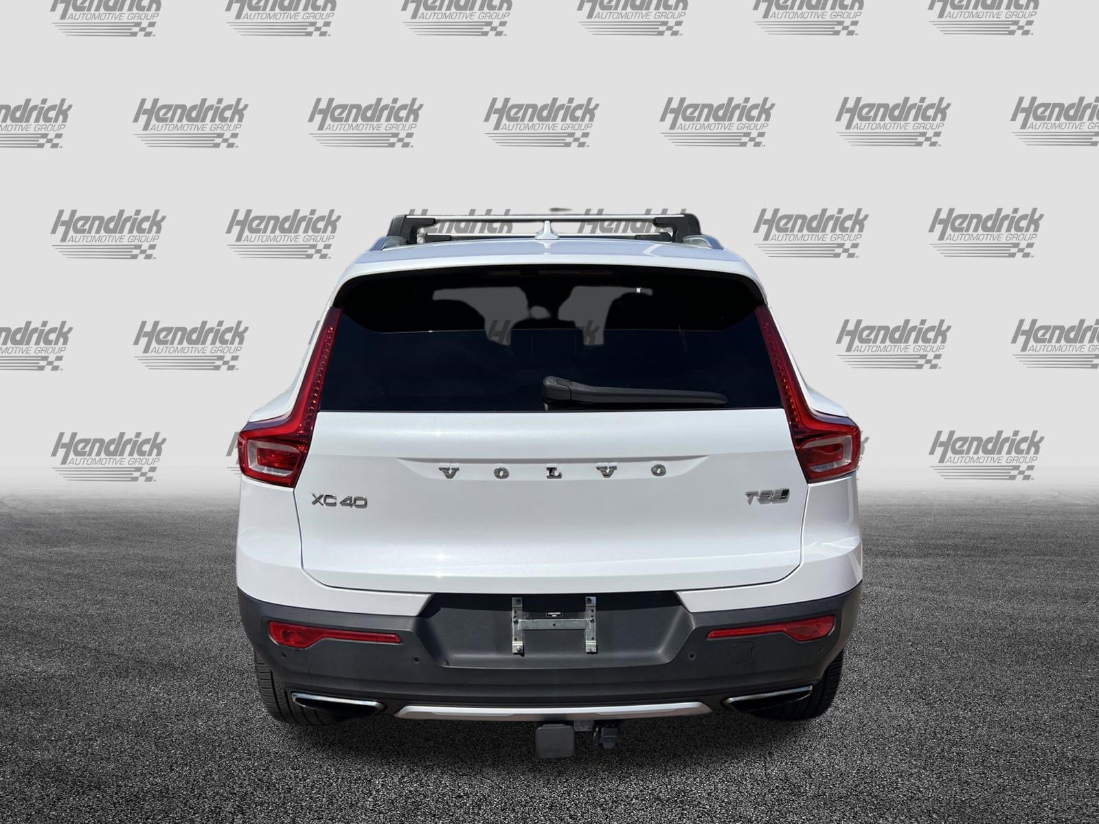 Used 2019 Volvo XC40 T5 Inscription image 9