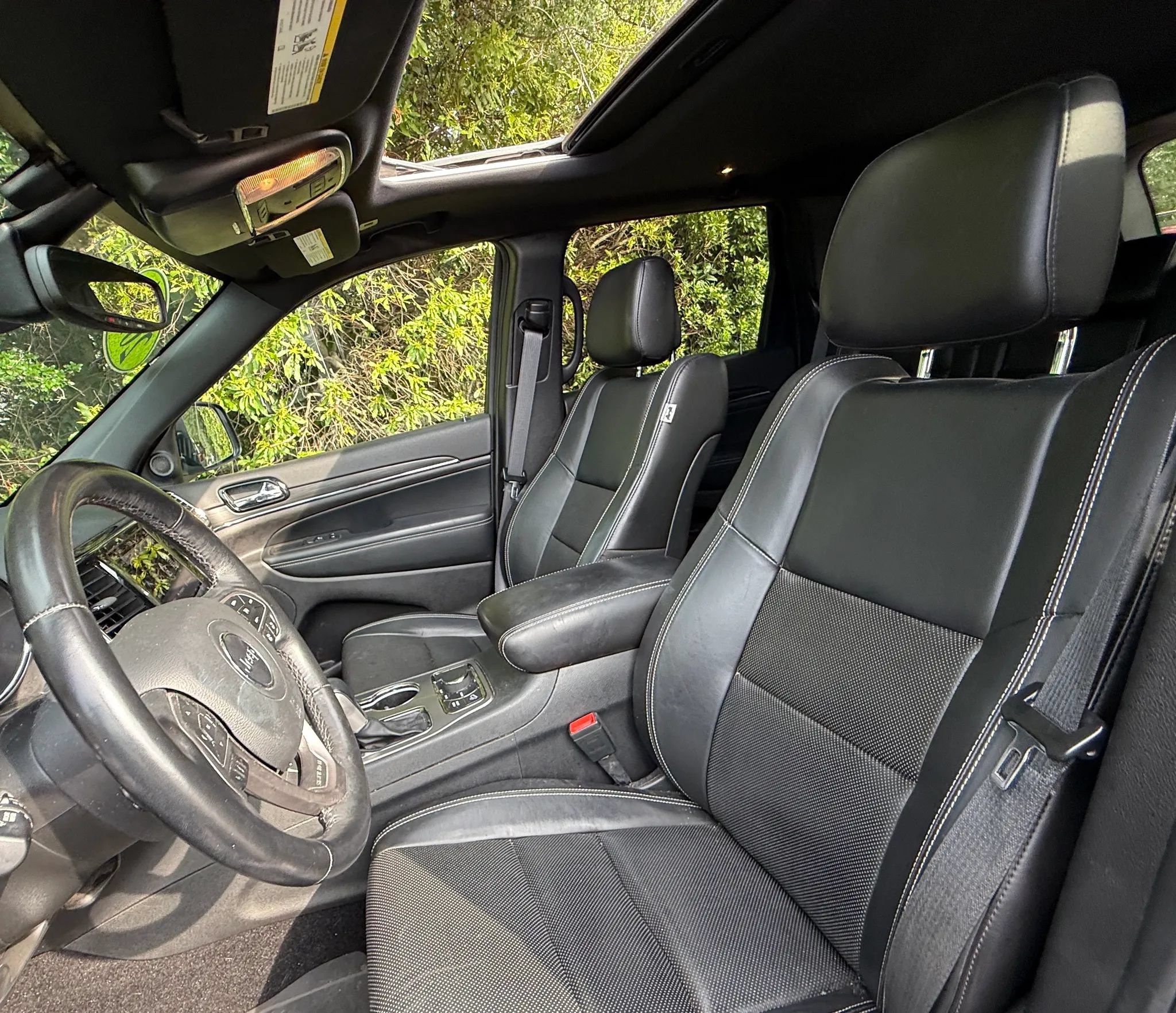 Used 2021 Jeep Grand Cherokee Limited w/ Quick Order Package 28K 80th AWD/4WD image 34