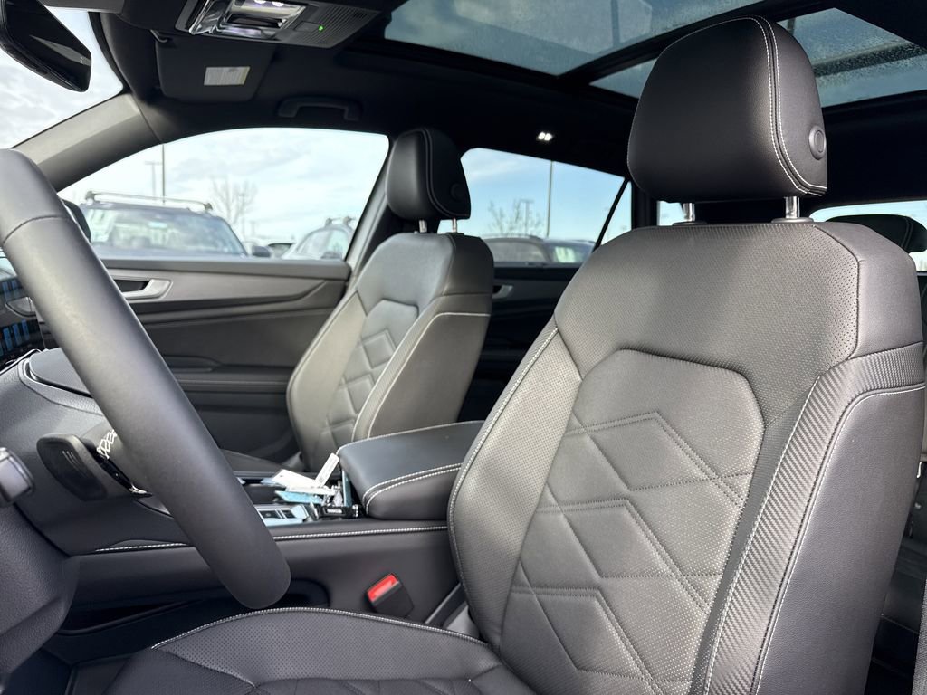 New 2026 Volkswagen Atlas Cross Sport SE image 12