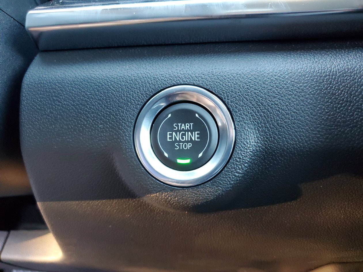 Used 2027 GMC Terrain Denali AWD/4WD image 23