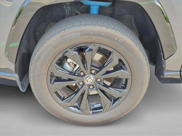 Used 2023 Toyota RAV4 XSE AWD/4WD image 22