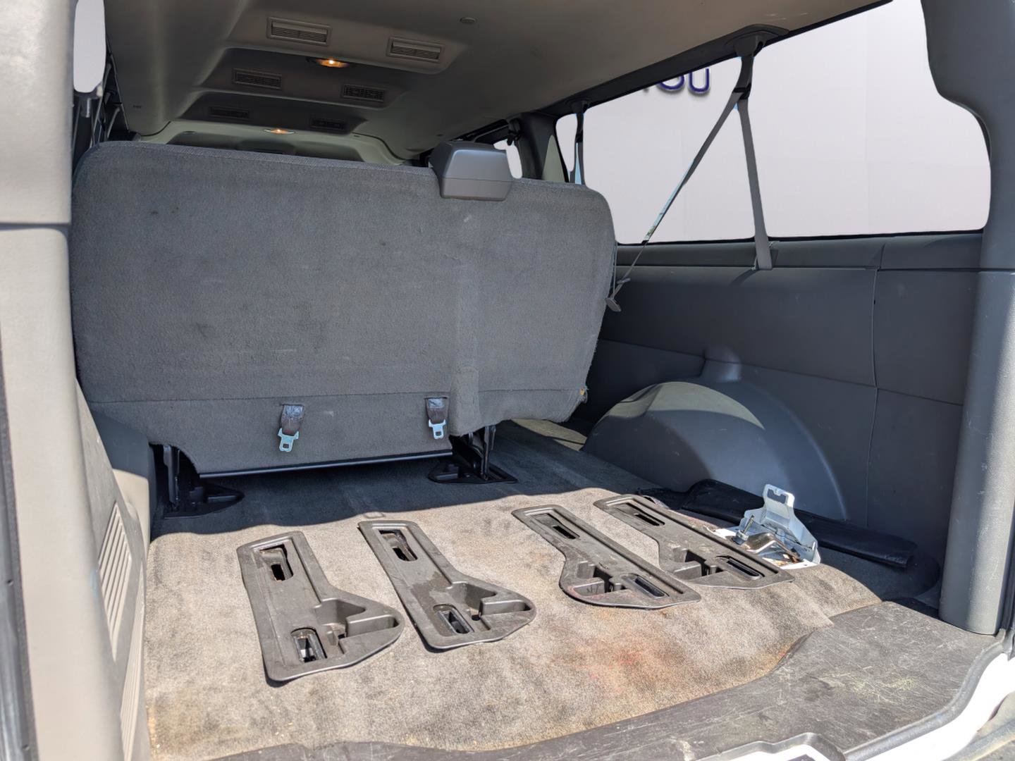 Used 2017 Chevrolet Express 3500 LT w/ LT Preferred Equipment Group image 27