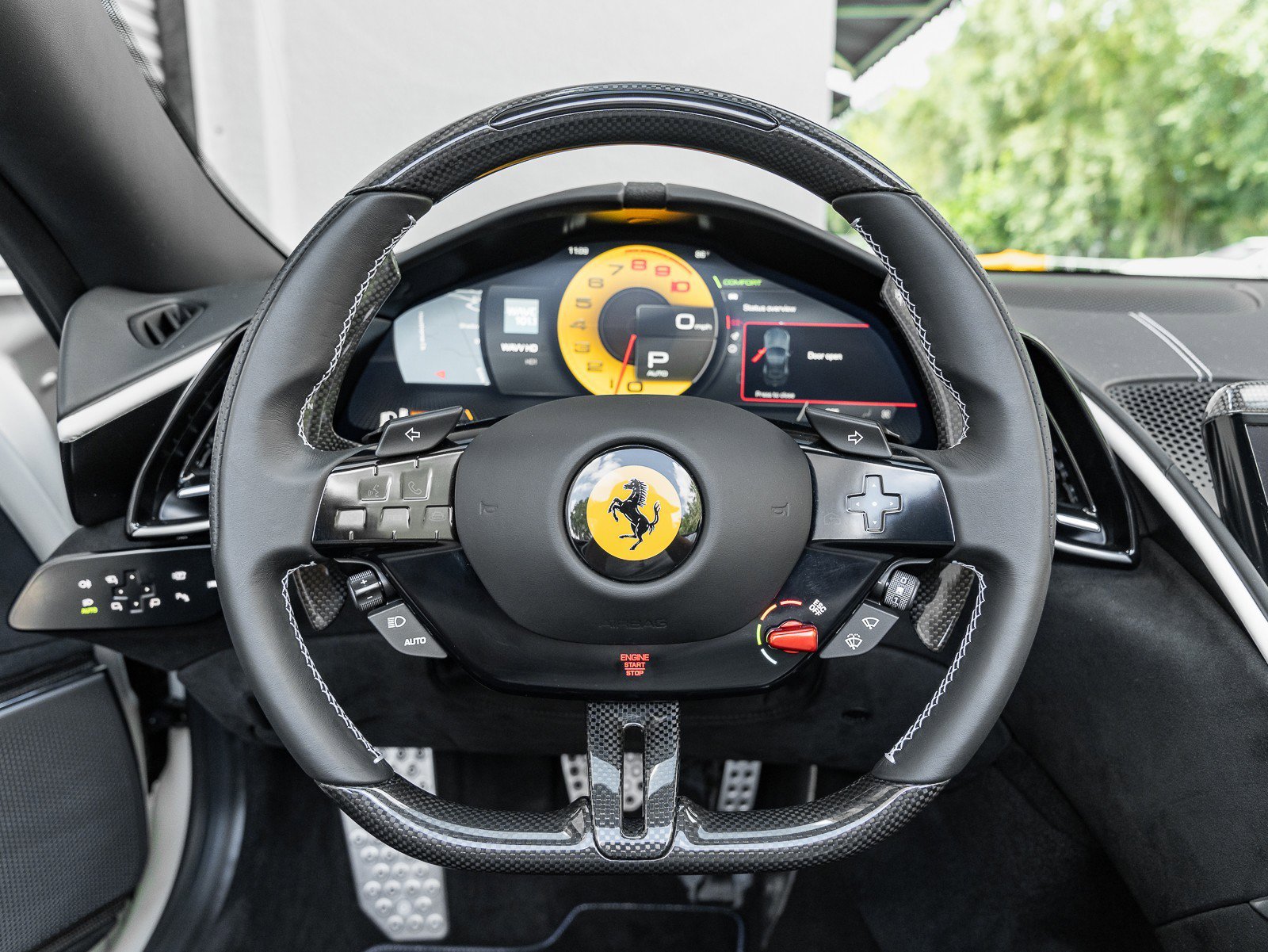 Used 2024 Ferrari Roma Spider image 10