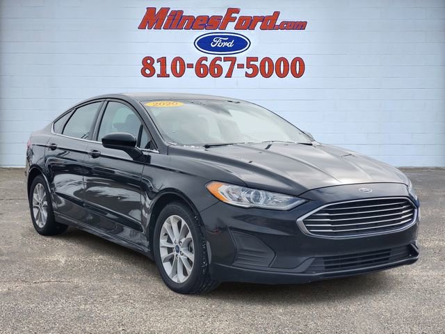 Used 2020 Ford Fusion SE image 2