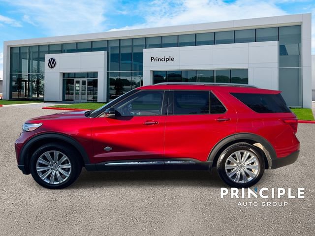 Used 2021 Ford Explorer King Ranch w/ Premium Technology Package RWD image 6